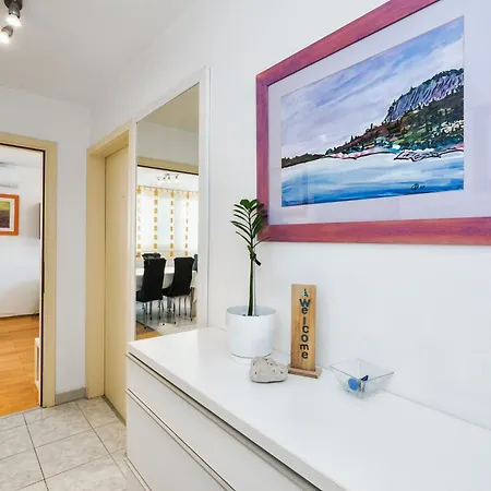 Appartamento Sunny 1bd Near Firule - Balcony & Peaceful